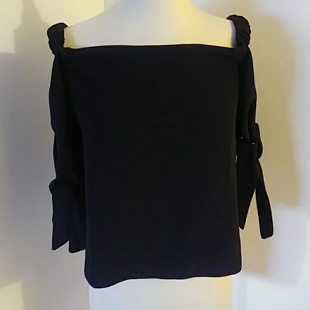TOPSHOP coldshoulder top black sz10 NWT [0161]